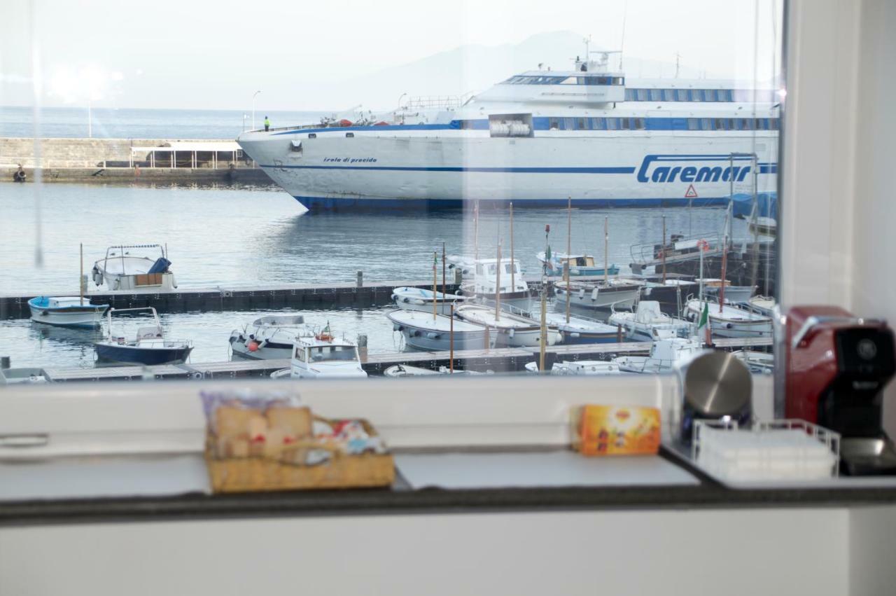 Il Porto Capri Casa Vacanza Exteriör bild